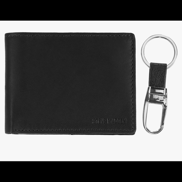 COPY - STEVE MADDEN WALLET & KEY FOB - Picture 3 of 5